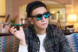 孙红雷抽烟图片,光影交错中的独特魅力